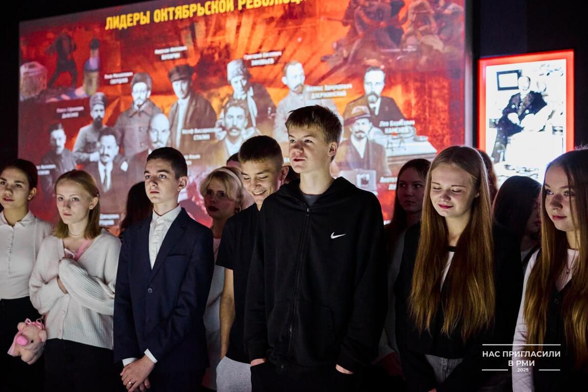 Приглашаем на экспозицию  «От великих потрясений — к Великой Победе»