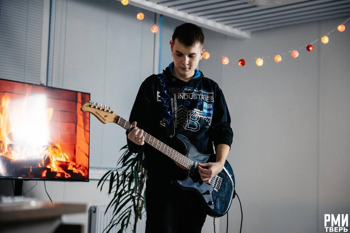 Загляните в атмосферу нашего творческого вечера