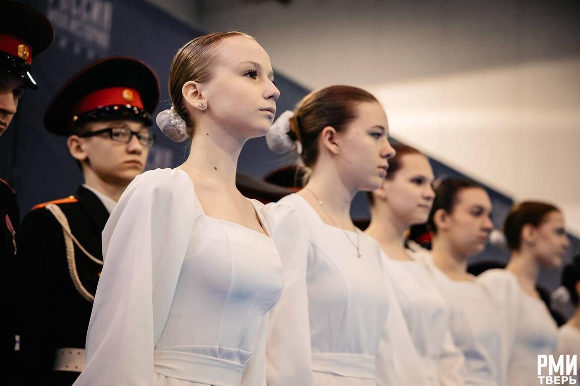 Юнармейский бал: грация и патриотизм