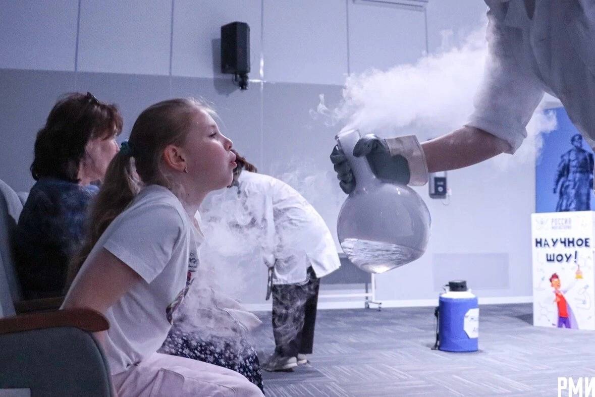 Научное путешествие Деда Мороза